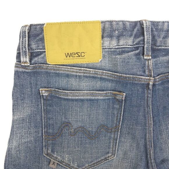 WESC》 5-Pocket Denim Cuffed Roxanne Shorts - Picture 5 of 11